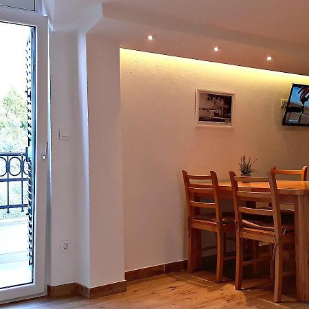Deluxe Stone House Bonaca Appartement Baška Voda Kamer foto