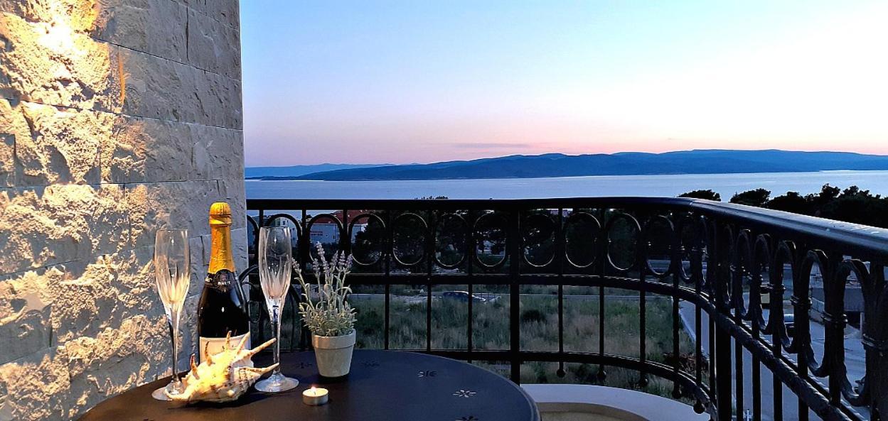 Deluxe Stone House Bonaca Appartement Baška Voda Buitenkant foto