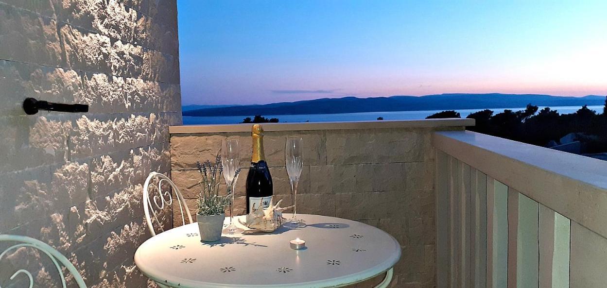 Deluxe Stone House Bonaca Appartement Baška Voda Kamer foto