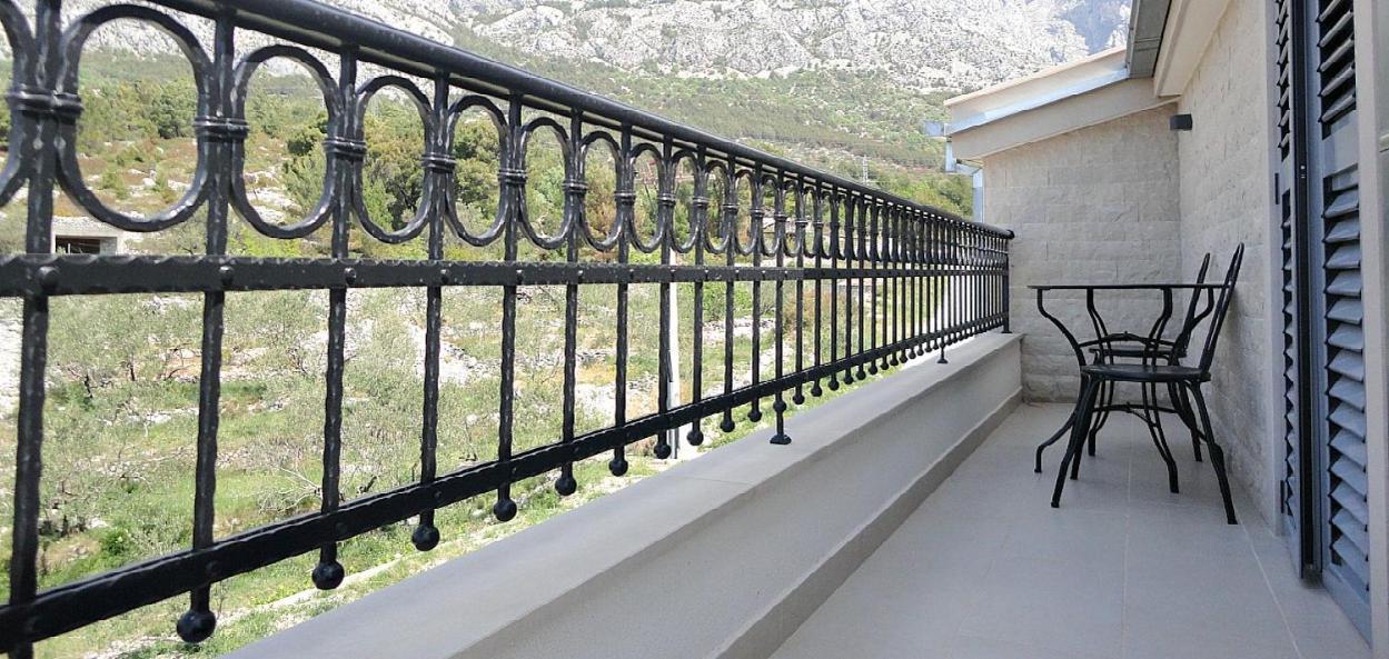 Deluxe Stone House Bonaca Appartement Baška Voda Kamer foto