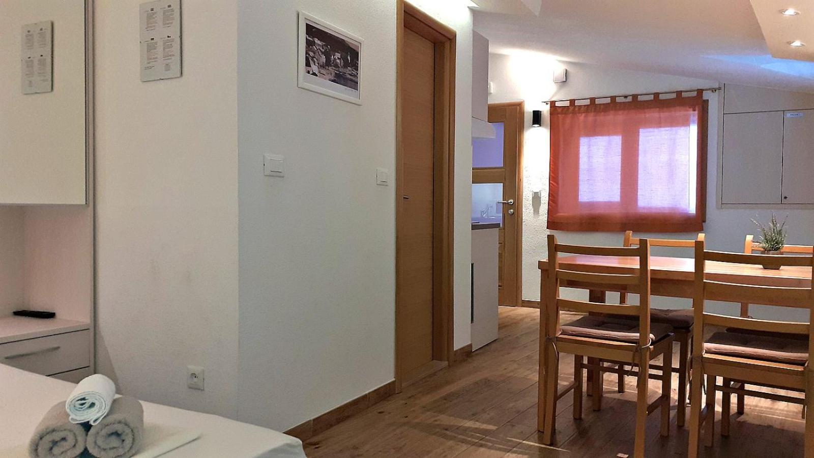 Deluxe Stone House Bonaca Appartement Baška Voda Kamer foto