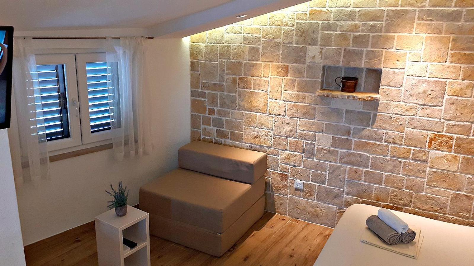 Deluxe Stone House Bonaca Appartement Baška Voda Kamer foto