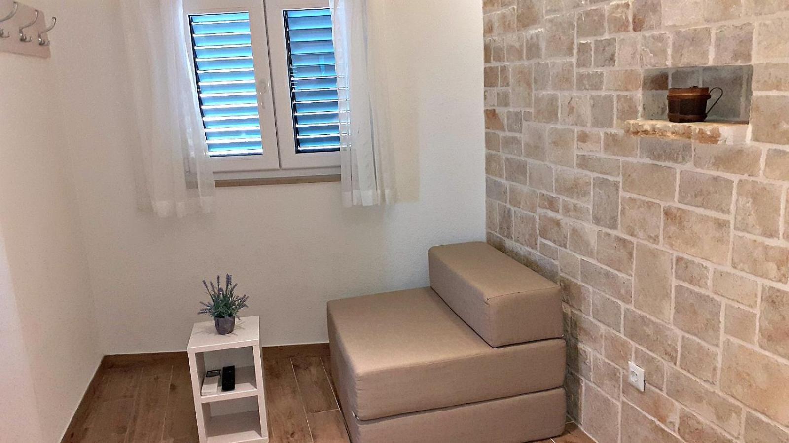 Deluxe Stone House Bonaca Appartement Baška Voda Kamer foto