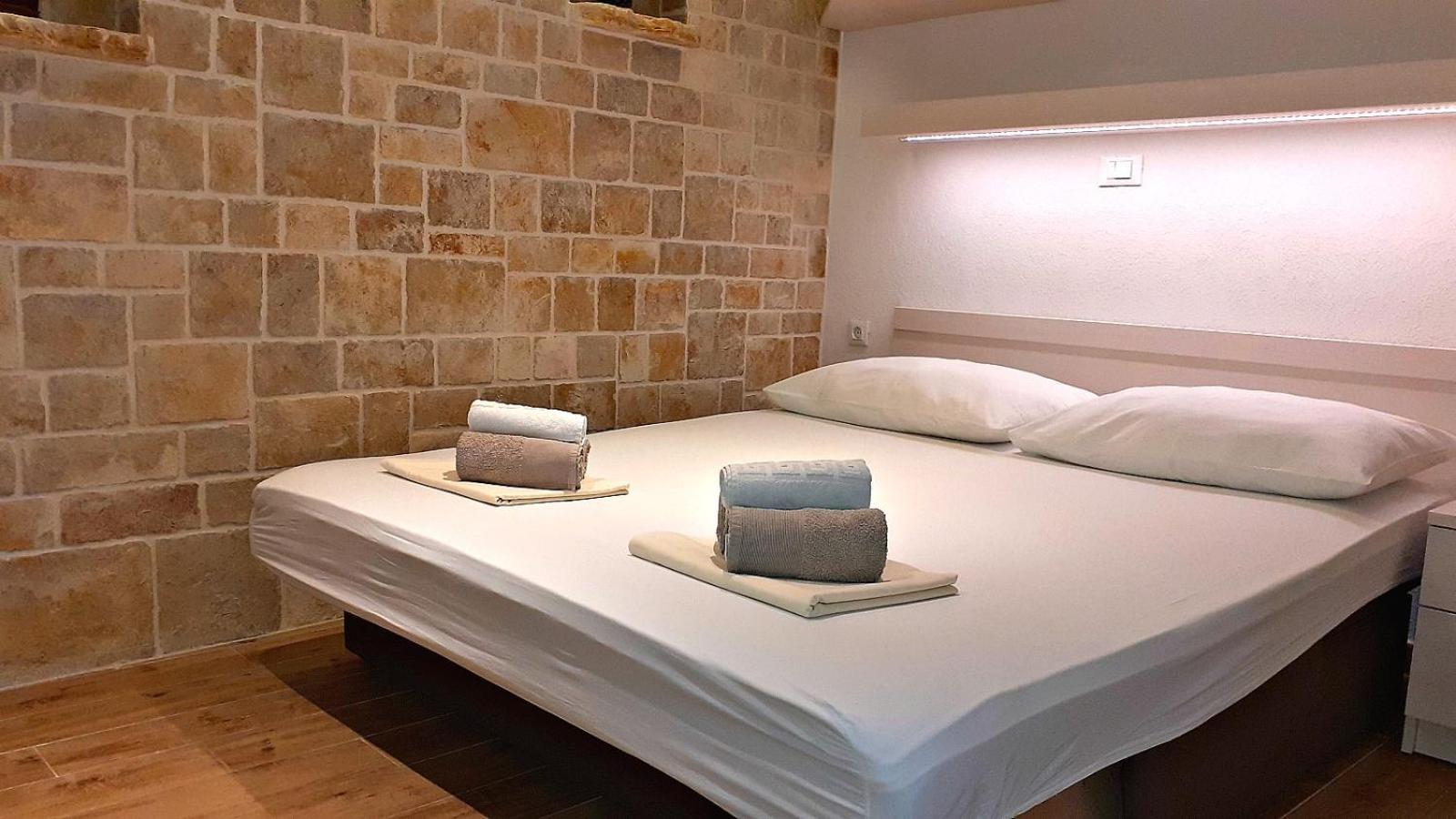 Deluxe Stone House Bonaca Appartement Baška Voda Kamer foto